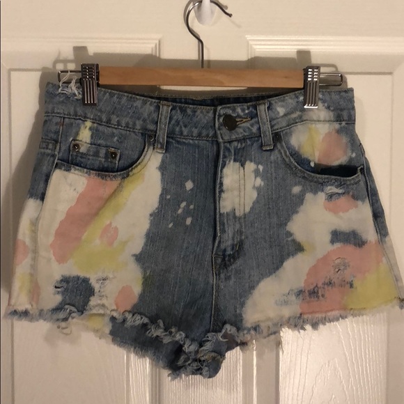 High waisted short - Picture 2 of 2